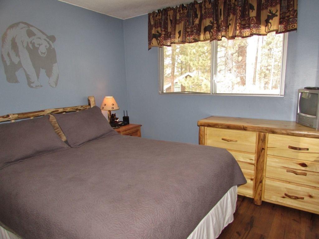 006 12 Bear Lodge Home - thumb 2