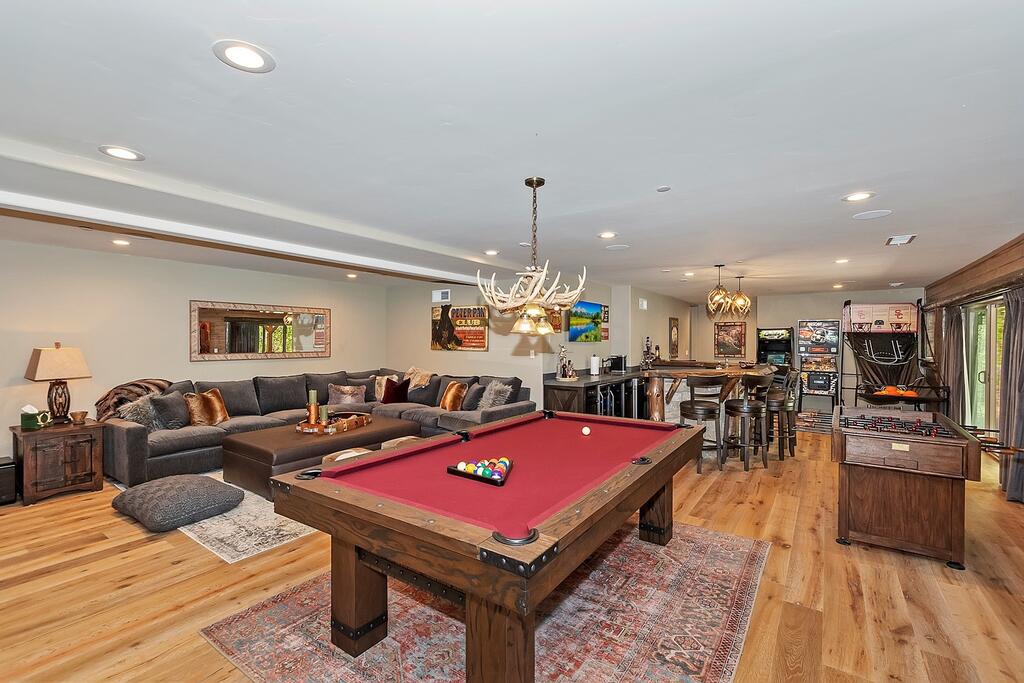 009 Eagle Creek Lodge Cabin - thumb 1