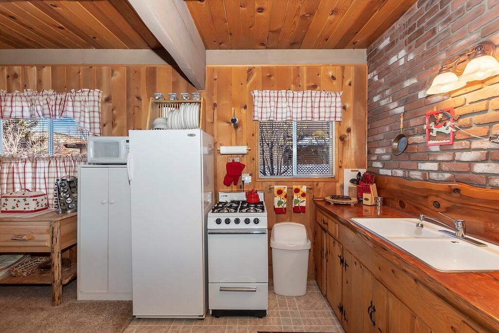 044 Cozy Bear Cabin Cabin - thumb 0