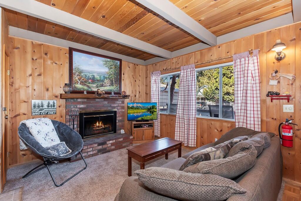 044 Cozy Bear Cabin Cabin - thumb 3