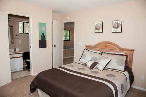 068 White Bear Lodge Home - thumb 2