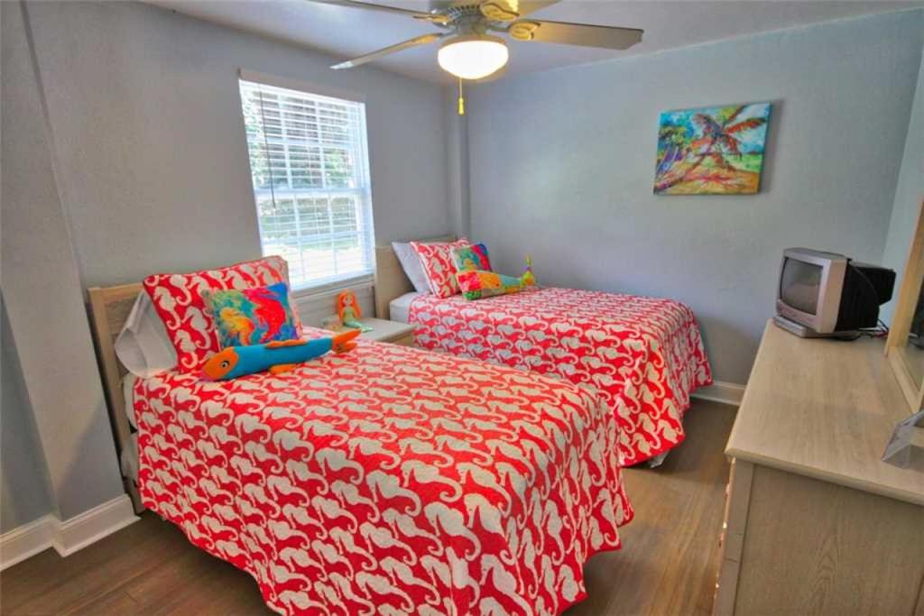 082 - Island Splash - thumb 1