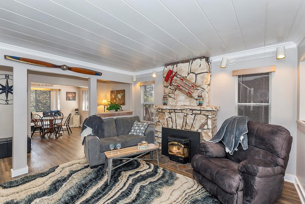 084 Quit-Chr-Worries Home - thumb 0