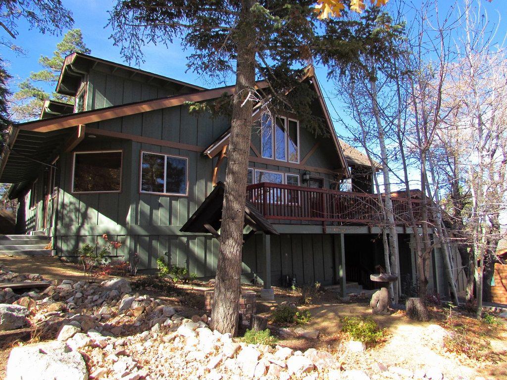 088 Rockspray Chalet Cabin - thumb 3