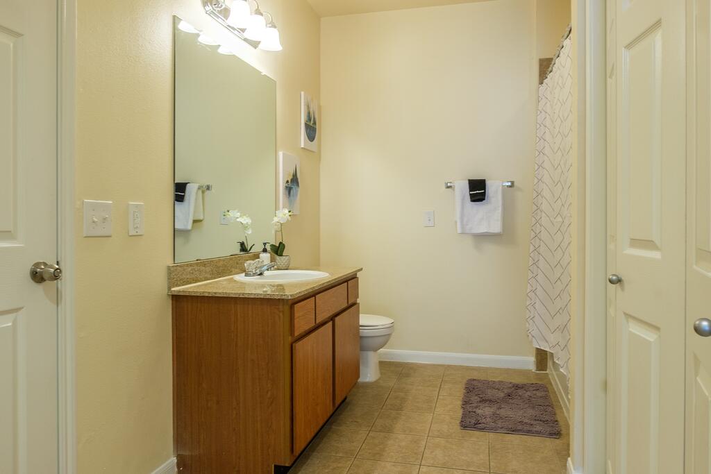 1 And 2 BR Apts In Downtown By Frontdesk - thumb 3