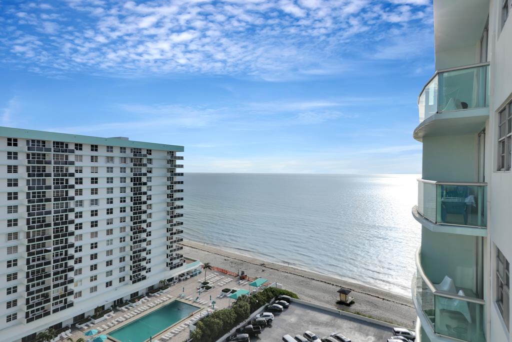 1 Bedroom Apartment On The Beach - thumb 1