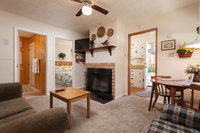 1 Bedroom Cottage 3 at Timber Haven USA Accommodation