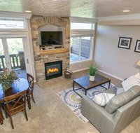 1 Bedroom Huntsville Utah Lodging Option Sleeps 5 - Snowbasin Vacation - USA Accommodation