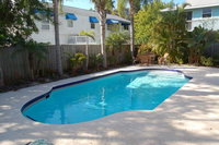 1 Bedroom Point of Rocks Road-next to the beach USA Accommodation