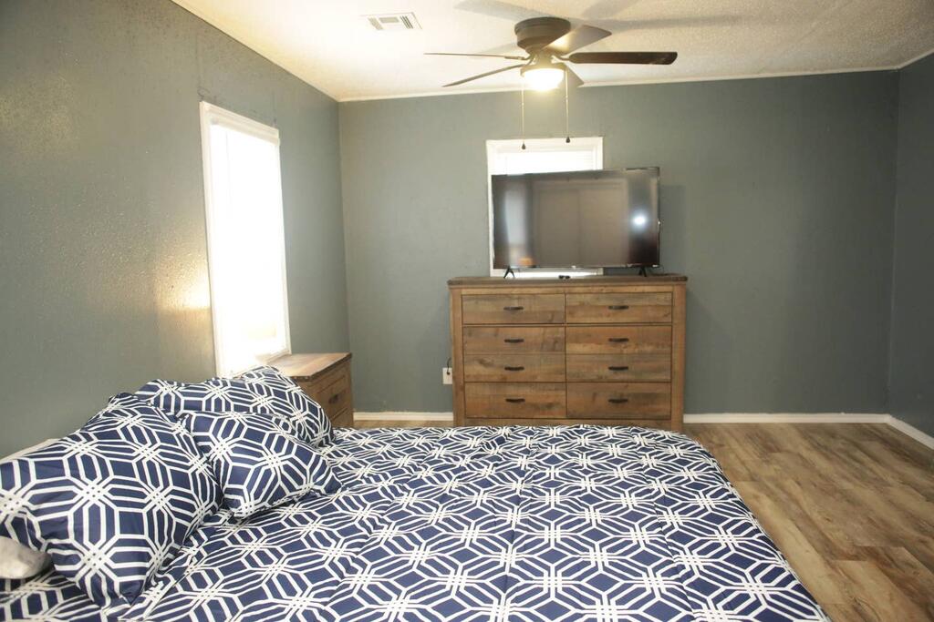 1 Bedroom With A Fireplace Close To Base - thumb 3