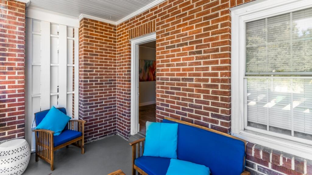 1 Bedroom, Park Drive - thumb 3