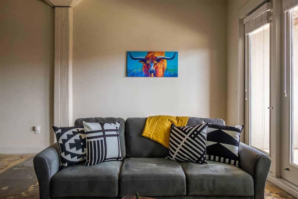 1 BR Apt With Gameroom By Frontdesk - thumb 2