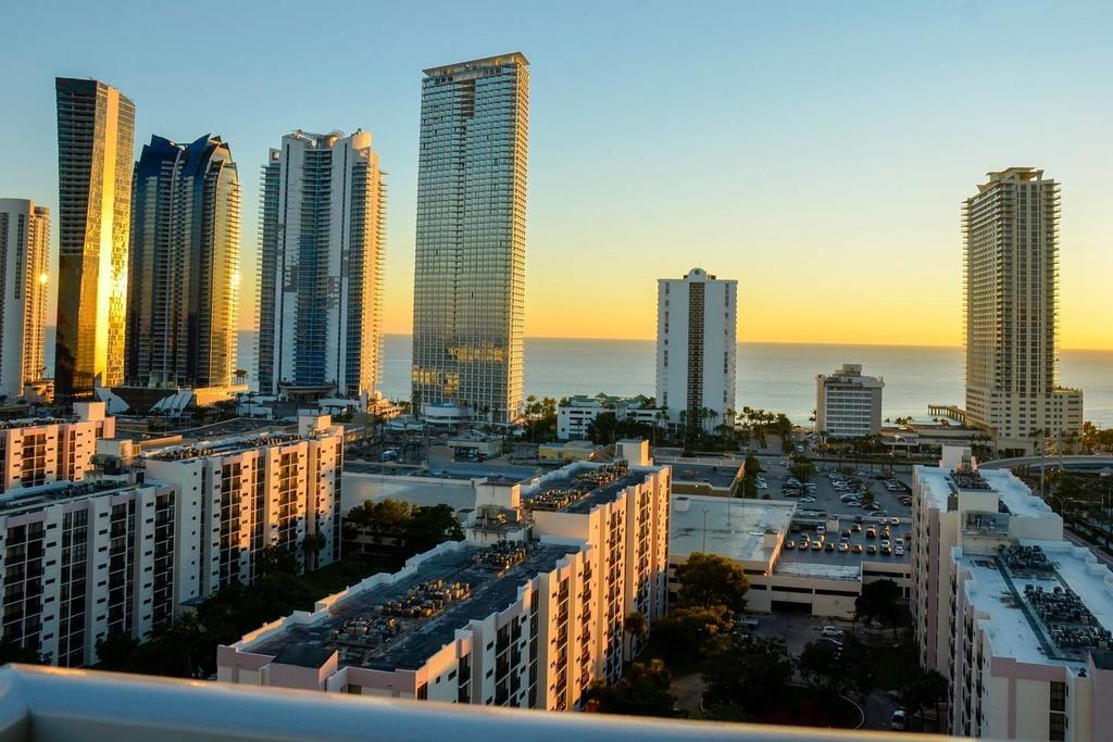 1-502  Captivating Luxurious 2 BDRM In MIAMI - thumb 0
