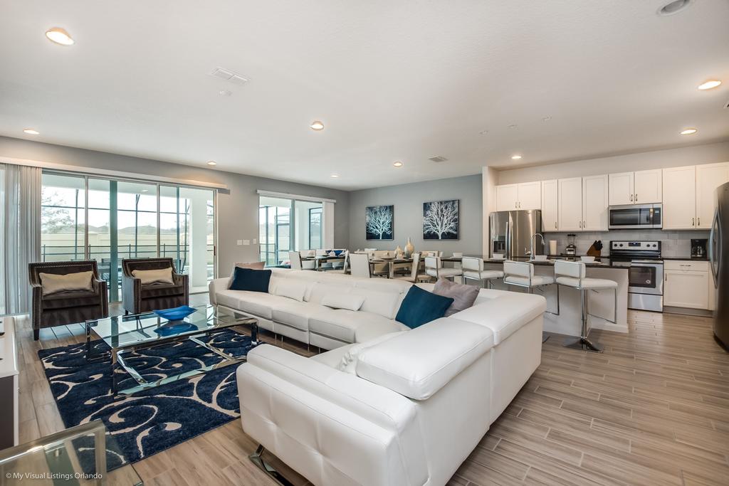 10 Bedroom 8 Bathroom Sonoma Resort Villa - thumb 2