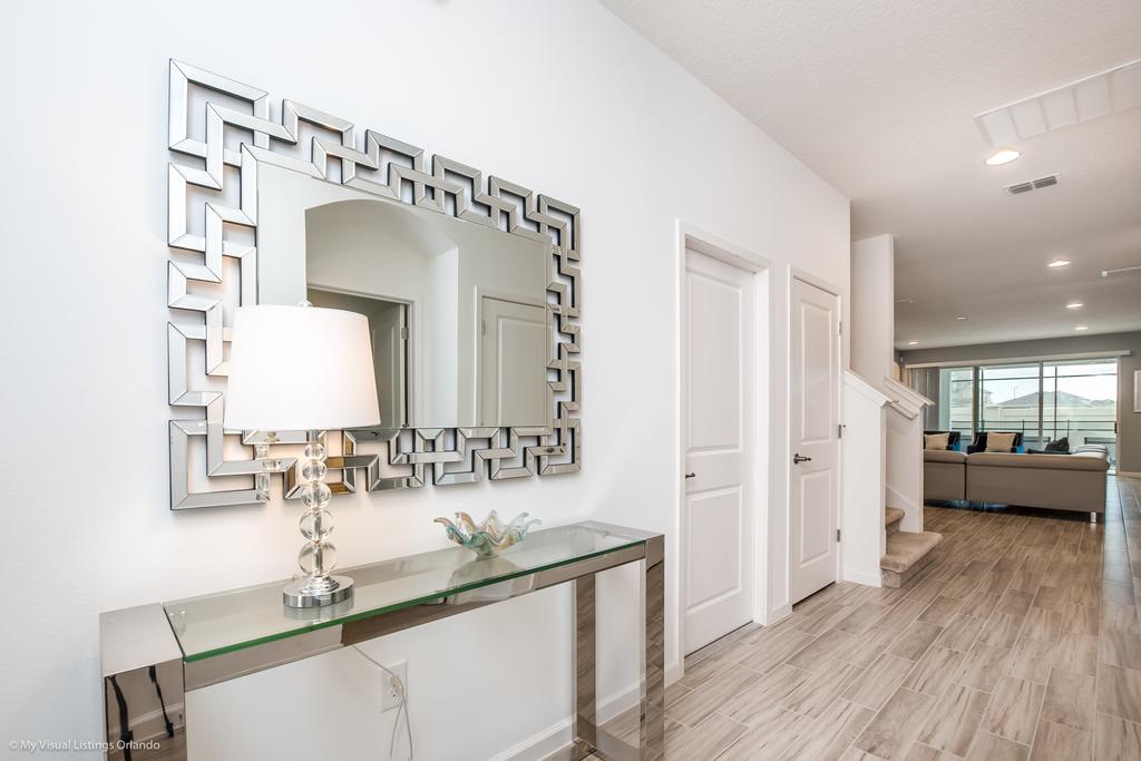 10 Bedroom 8 Bathroom Sonoma Resort Villa - thumb 1