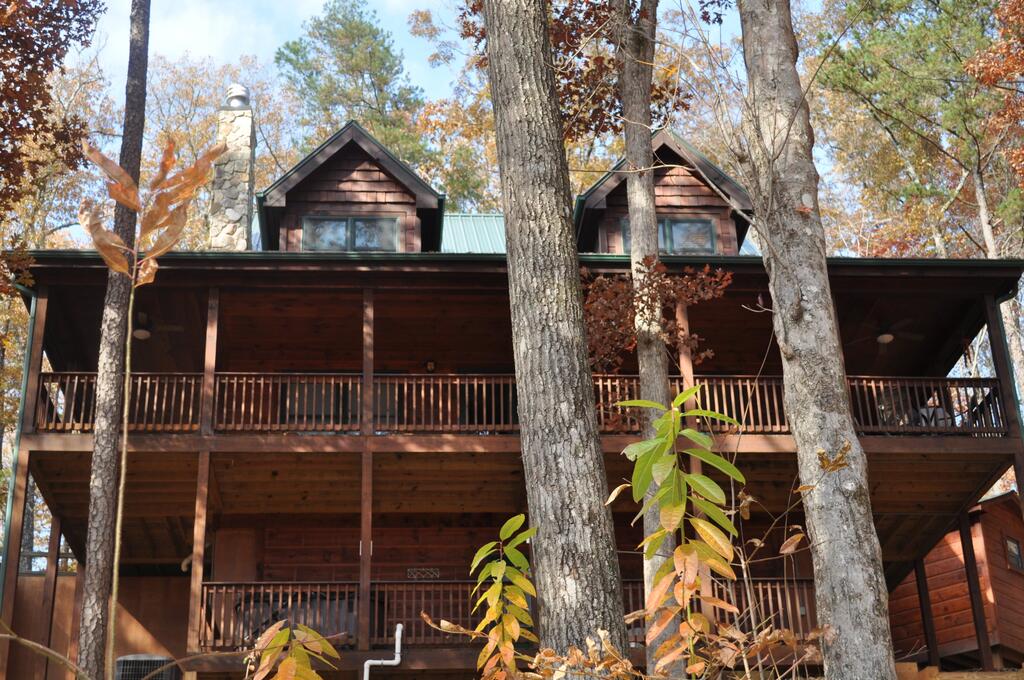 100 Acre Wood- Blue Ridge 7 Mi, Near Ocoee River - thumb 0