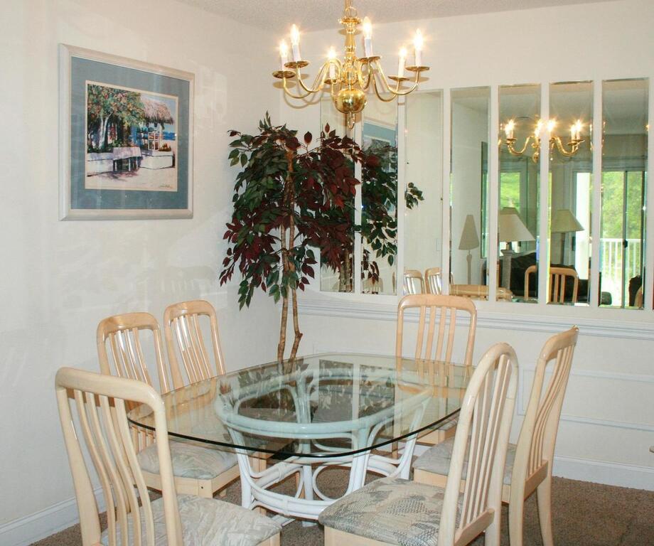 1005 Villa - thumb 1