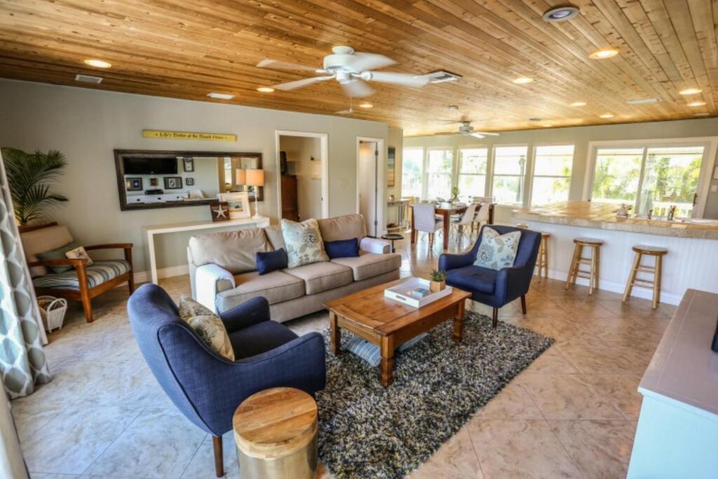 101 Gulf Drive - thumb 0