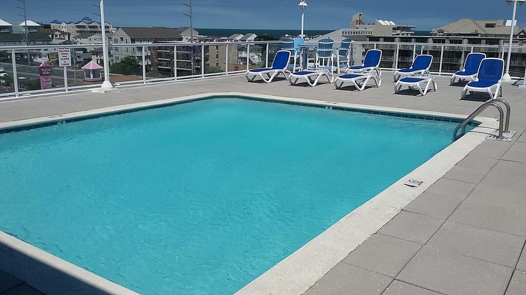 102 Coral Seas - thumb 1