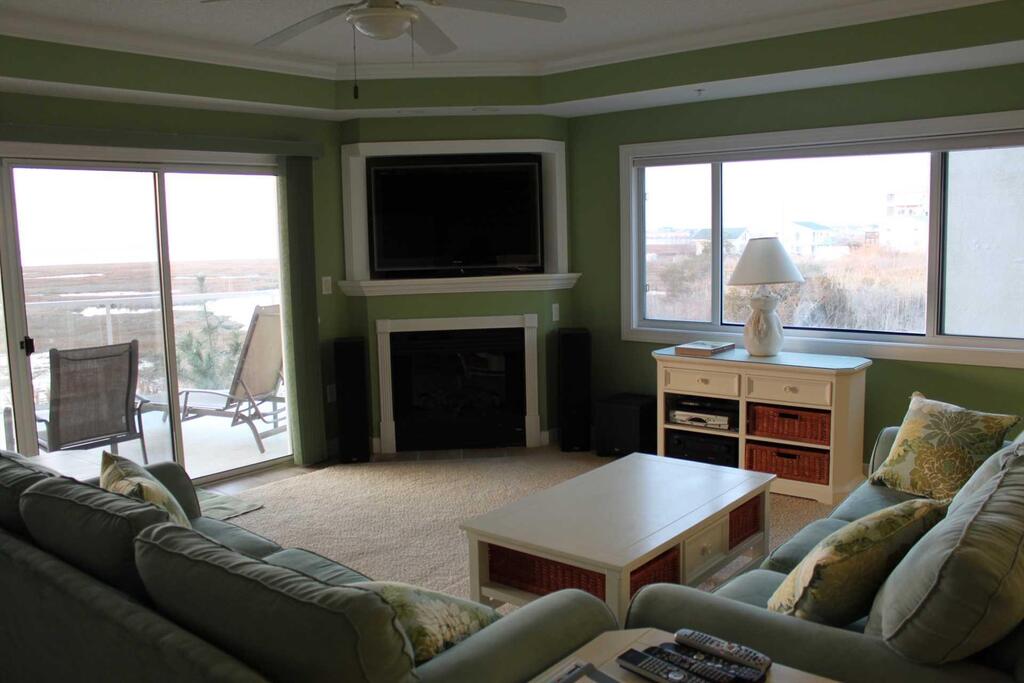 102 Coral Seas - thumb 2