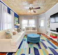 1028 Avenue M 1/2 Home - China Accommodation