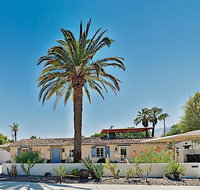 1029 E El Alameda Home - China Accommodation