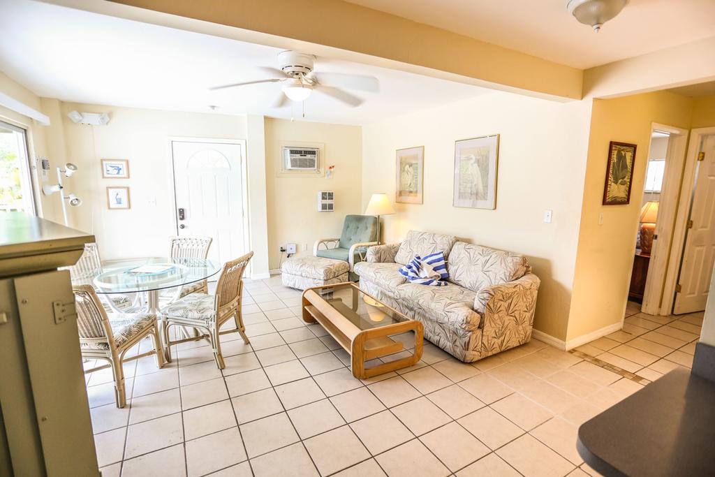 106 Tropical Shores #3 - thumb 3