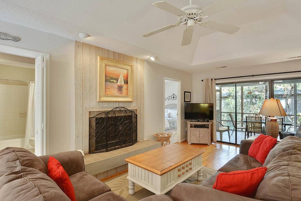 1070 Sparrow Pond Cottage - thumb 0