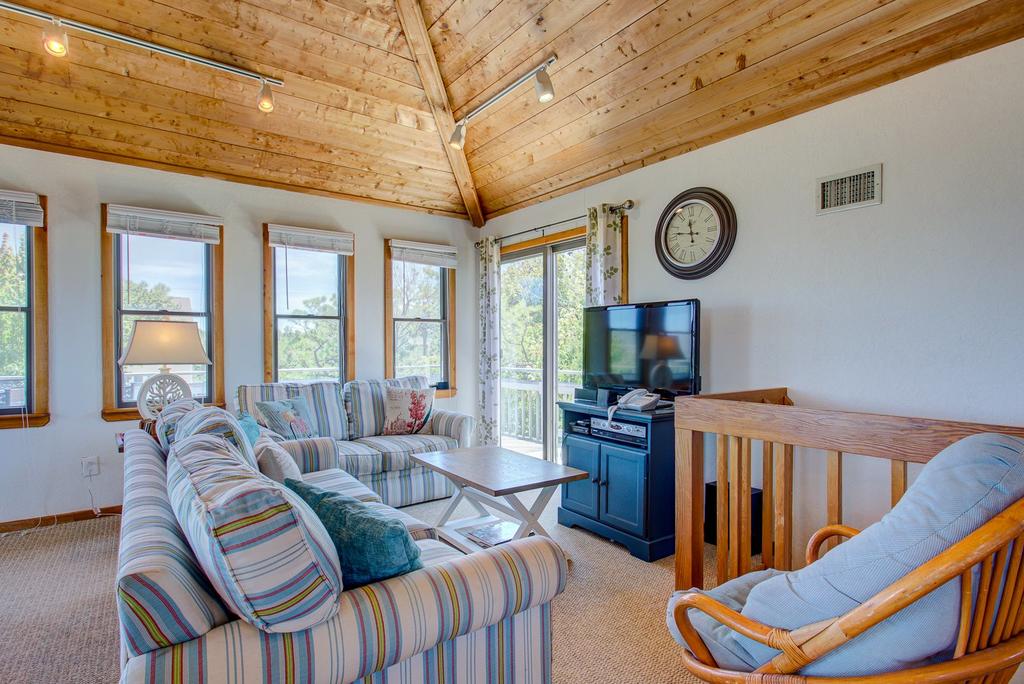 1100 - La Maison De Geezer - thumb 1