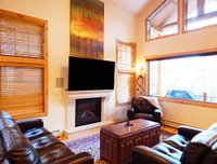 12 Yukon Lane Townhome Tourism Bookings