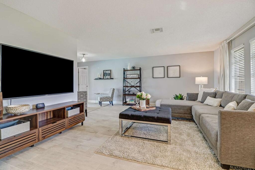 1201 SE 32nd Ter - thumb 0