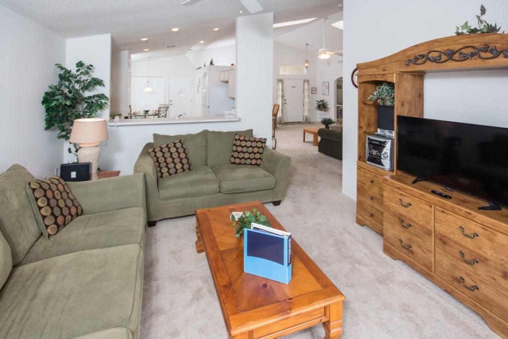 121 Hampton Lakes 3 Bedroom Villa - thumb 0