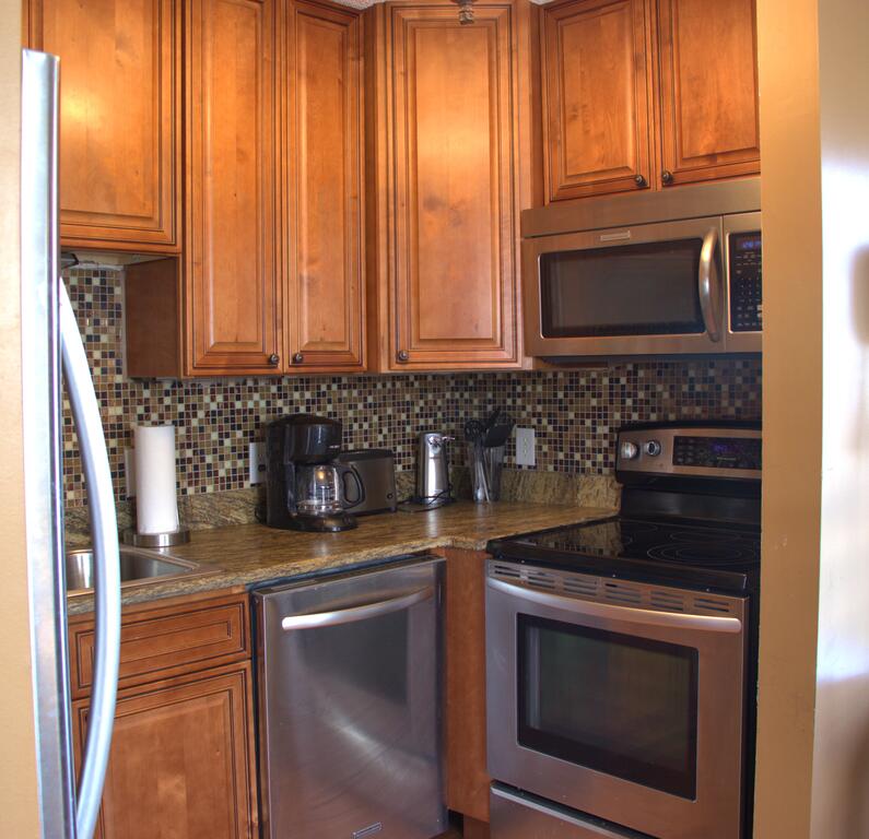 1216 - Platinum 2 Bdrm - 850 SF Sleeps 4 - thumb 2