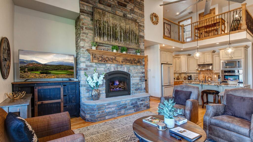 1235 Hailstone - thumb 0