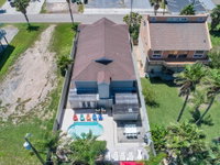 124 E. Retama Tourism Bookings