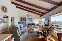 1271 Hillcrest House Hotels Santiago