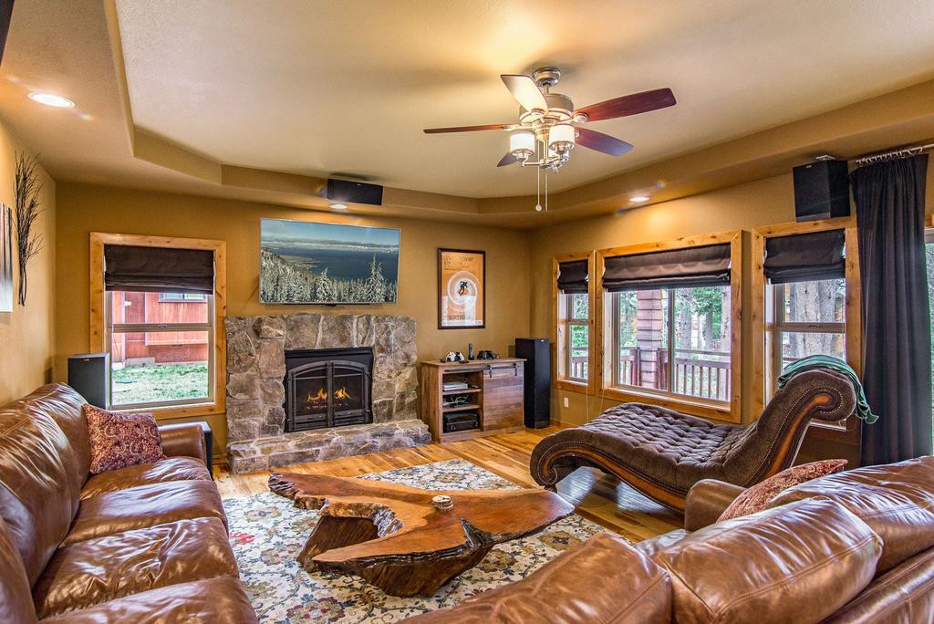 12726 Greenwood Dr House - thumb 0