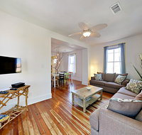 1309 Ave N Home - China Accommodation