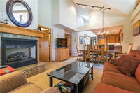 1310 Trappeur's Lodge Trappeur's Crossing Tourism Bookings