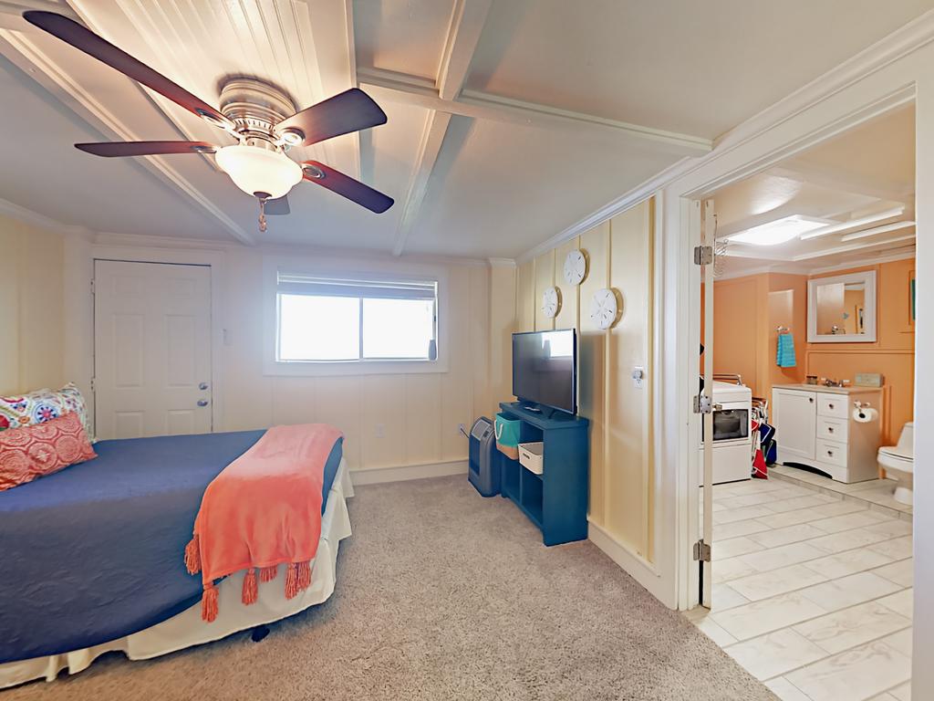 13114 John Reynolds Rd Home - thumb 3