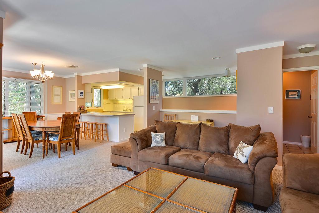 1361 Fairway Oaks Villa - thumb 3