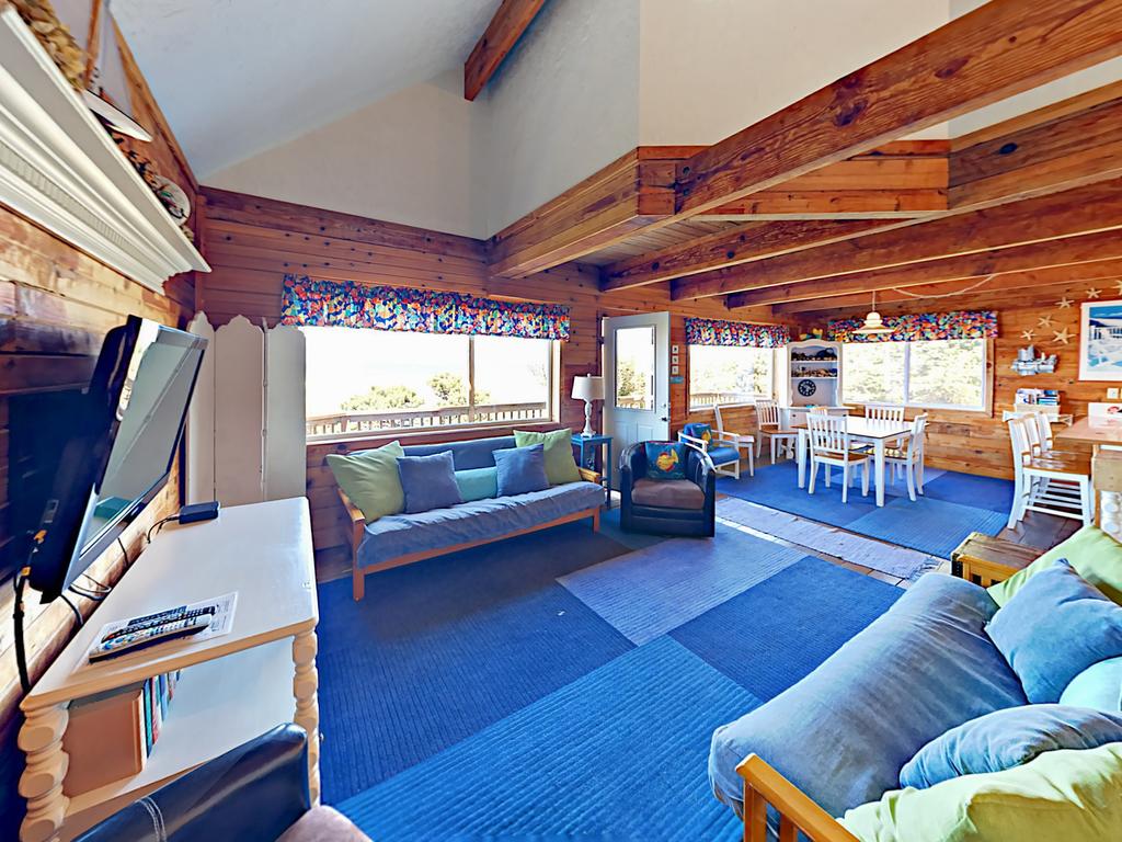 13610 S Coast Hwy Home - thumb 2