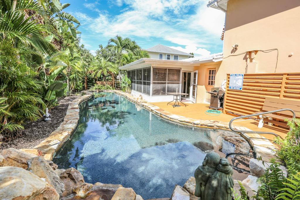 151 Mid Island Drive - thumb 2