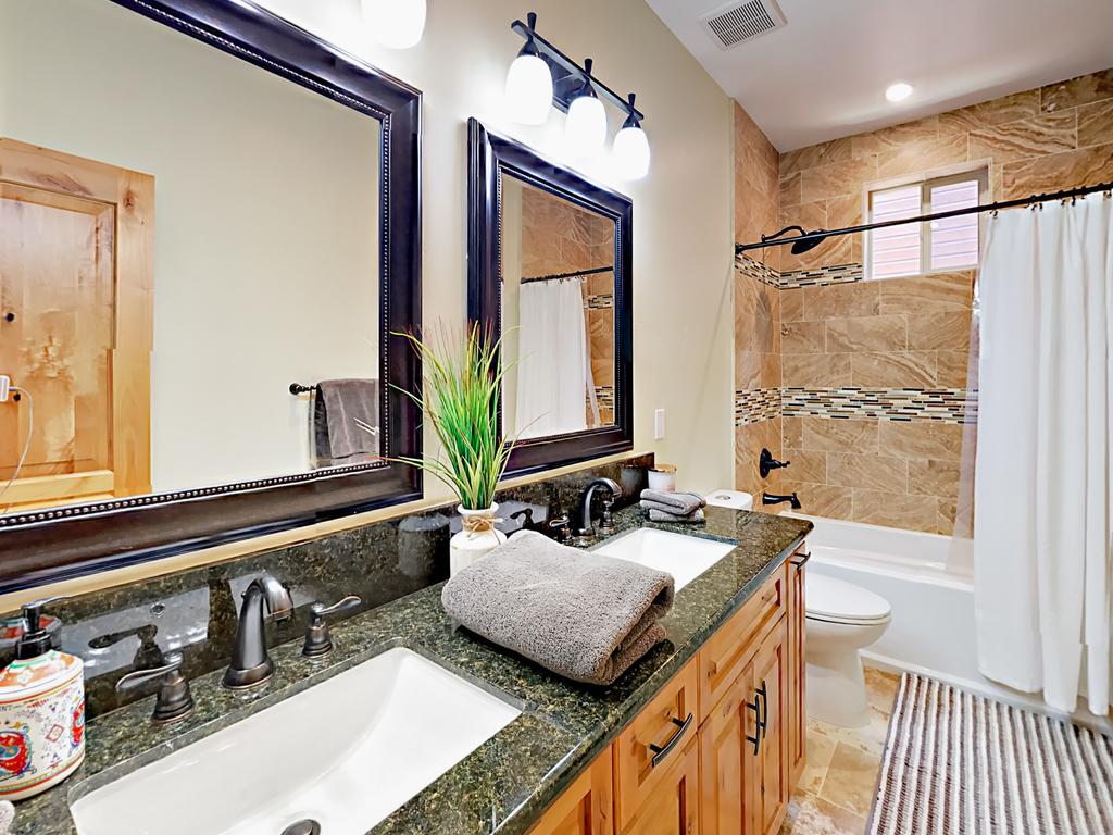 1573 Cree St Home - thumb 2