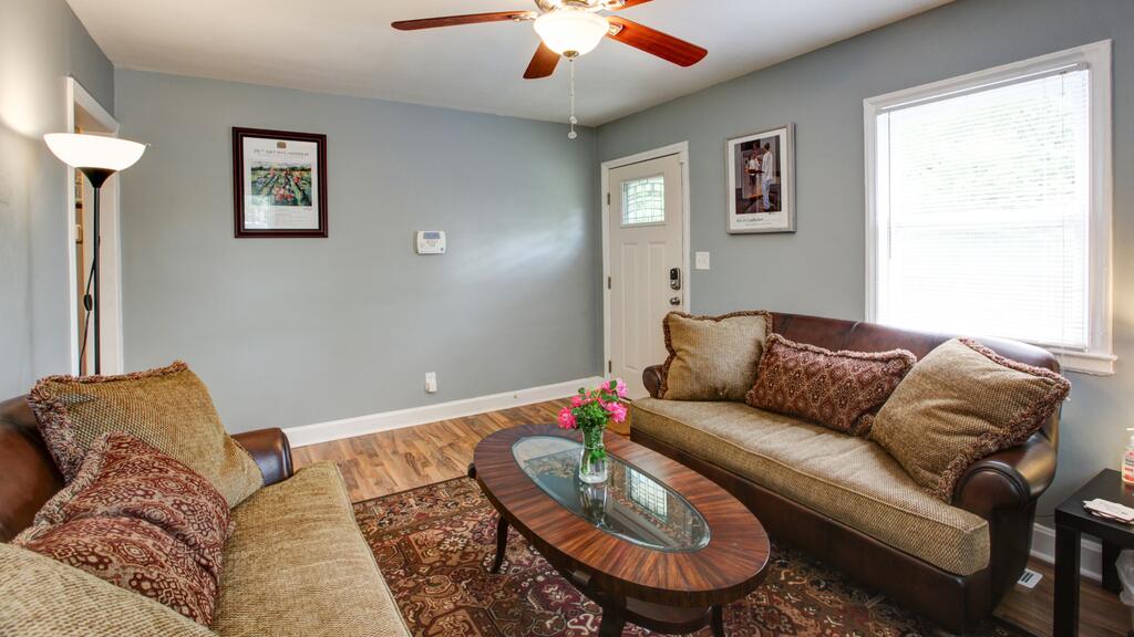 2 Bedroom, Blazer Drive - thumb 2