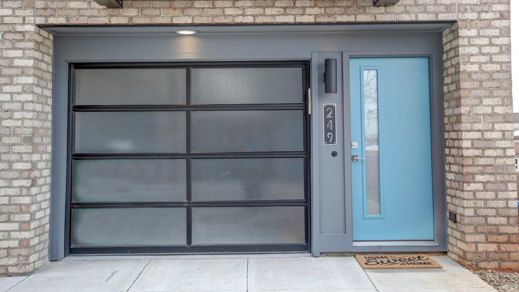 2 Bedroom, Domain Way - thumb 3