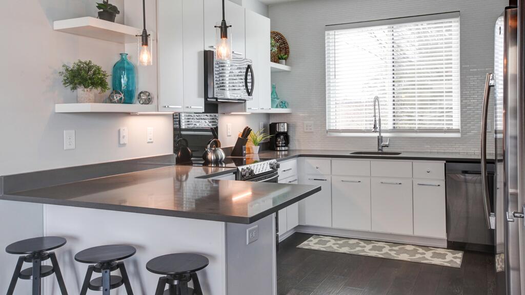 2 Bedroom, Domain Way - thumb 2