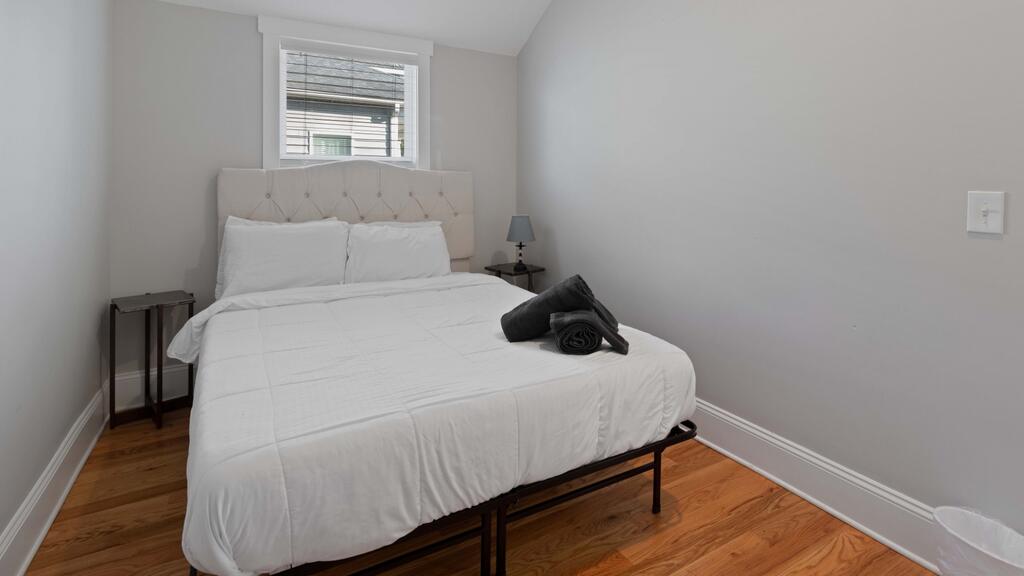 2 Bedroom, Harrill Street - thumb 2