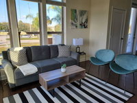 2 BR Apt with Parking and Balcony by Frontdesk USA Accommodation