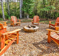 2-Acre Blue Ridge Home with Fireplace Hammock  Deck - Tourism Bookings